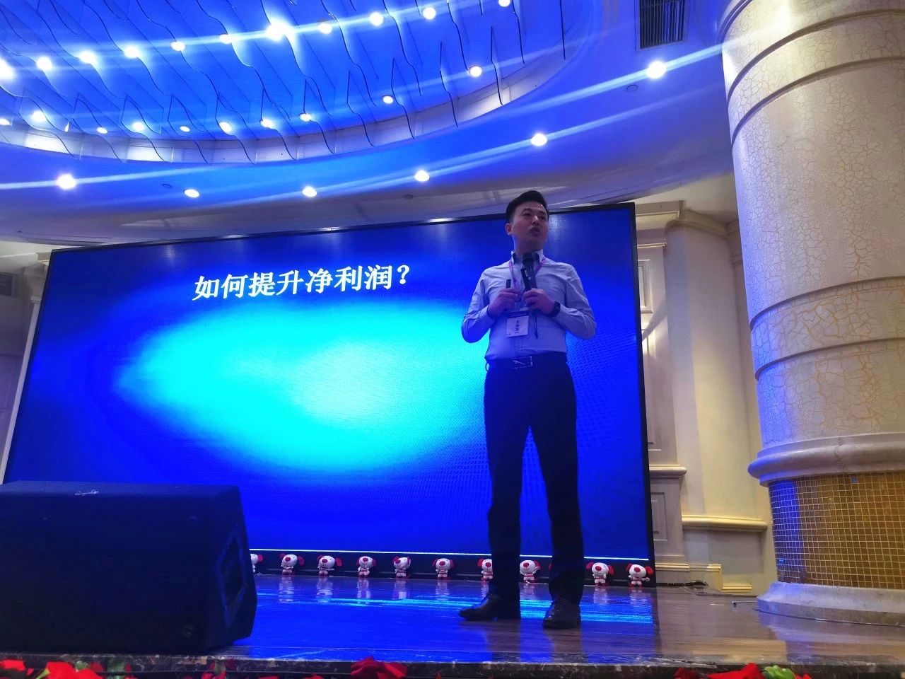 麦得邻产品与业务内容配图