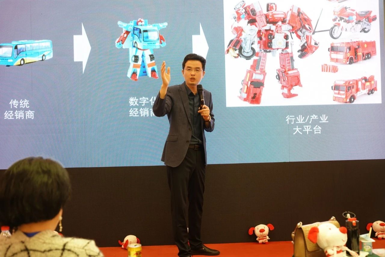 麦得邻产品与业务内容配图