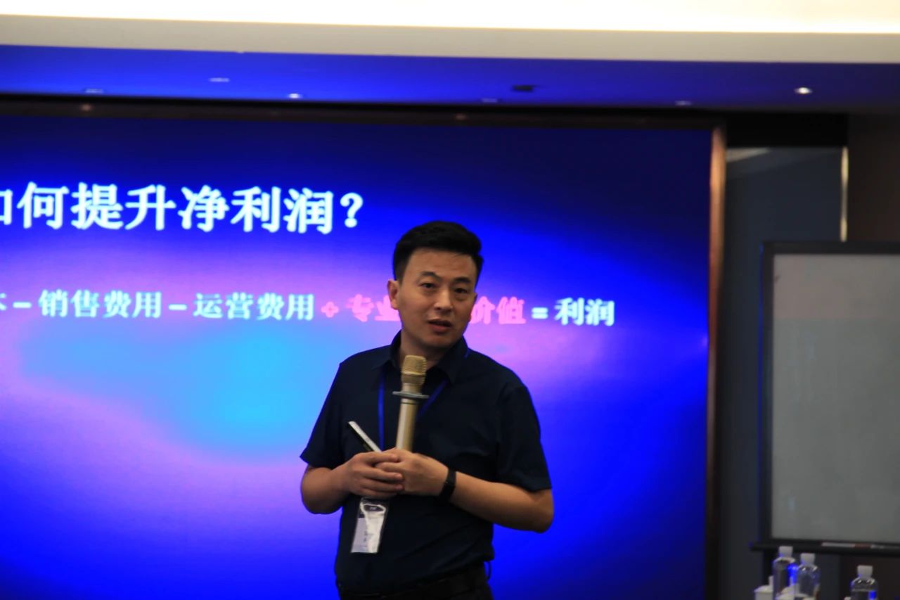 麦得邻产品与业务内容配图